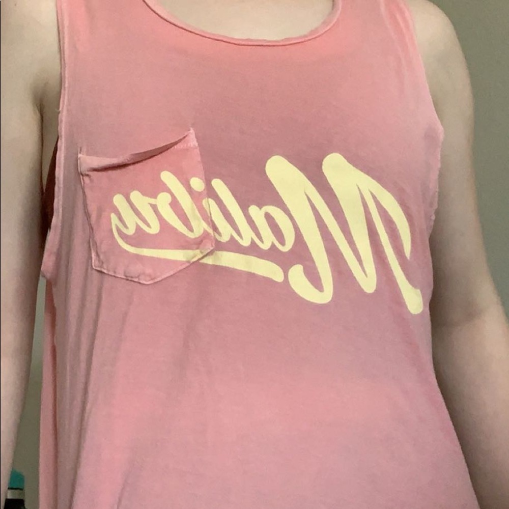 Pink Malibu tank - Picture 3 of 3